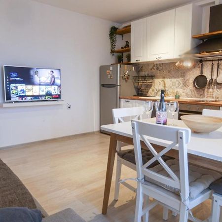 Varusha Apartment Велико Търново Екстериор снимка