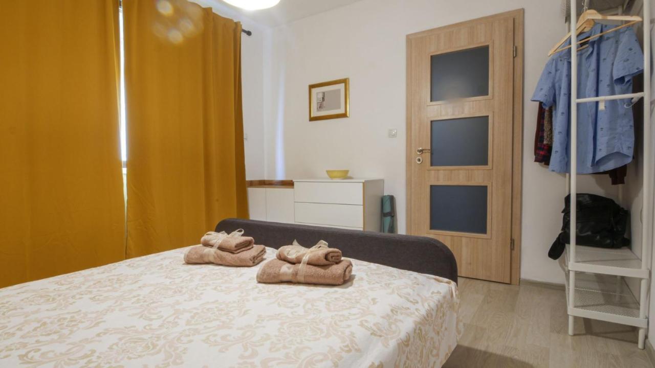 Varusha Apartment Велико Търново Екстериор снимка
