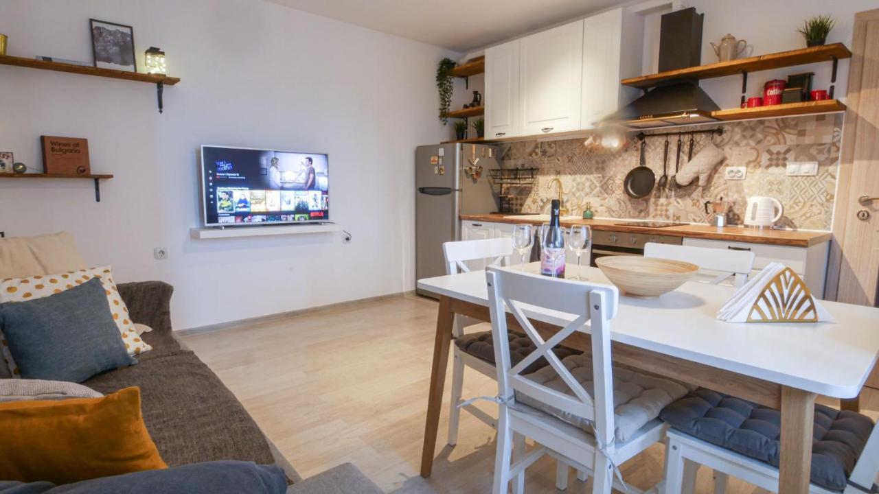 Varusha Apartment Велико Търново Екстериор снимка